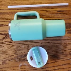 Stanley 40oz Quencher 2.0